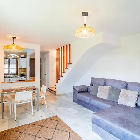 Cubo's El Refugio De Elviria House マルベーリャ