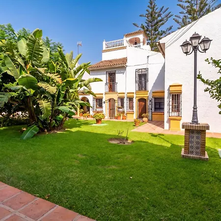 Cubo's El Refugio De Elviria House 別荘