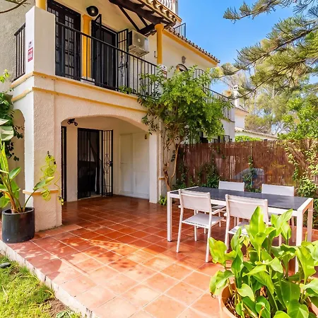 Cubo's El Refugio De Elviria House * Marbellac