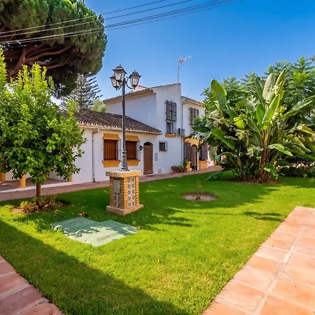 Hébergement de vacances Cubo's El Refugio De Elviria House *
